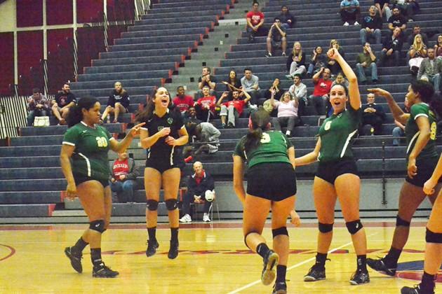 Volleyball team looks forward to the KIAC tournament this weekend