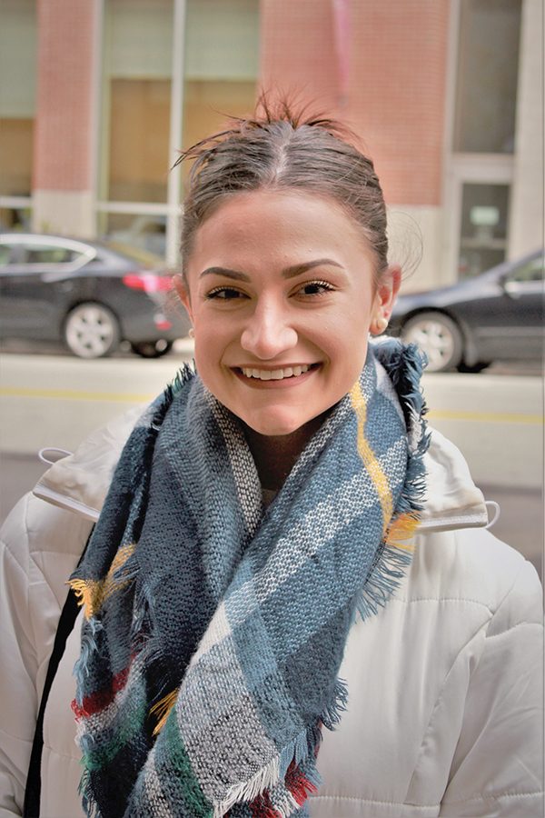 Senior dance major Gianna Annesi paves way for other young dancers in new mentorship program.

