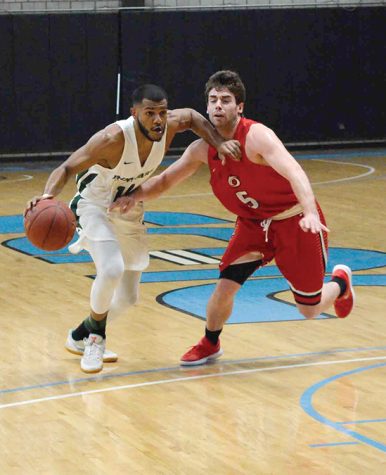 Barlow’s buzzer beater lifts men past Rio
