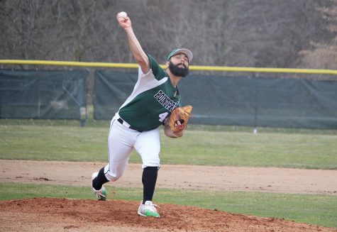 Bats explode for 40 runs in 3-game series sweep to improve 15-0 RSC