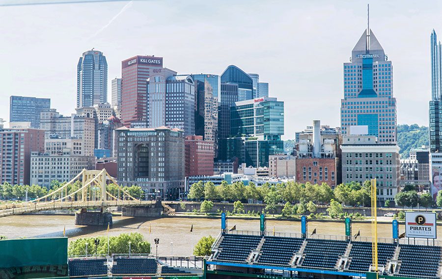 Point Park University is situatated in the middle of Downtown Pittsburgh, a hub for businesses, sports
teams and more opportunities for students