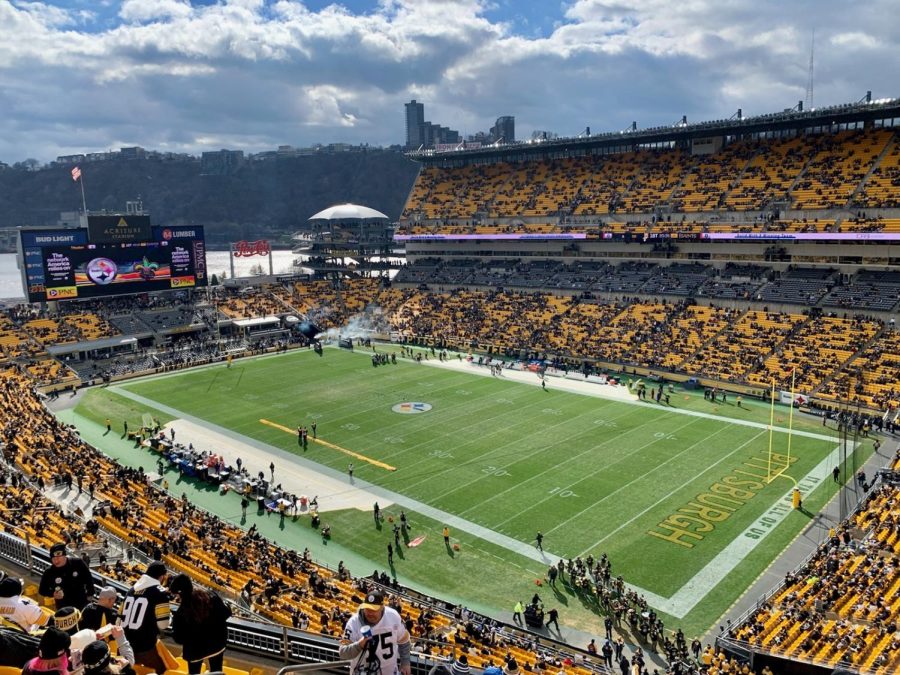 Fans+filter+in+before+the+New+orleans+Saints+take+on+the+Pittsburgh+Steelers+at+Acrisure+Stadium+on+November+13%2C+2022.