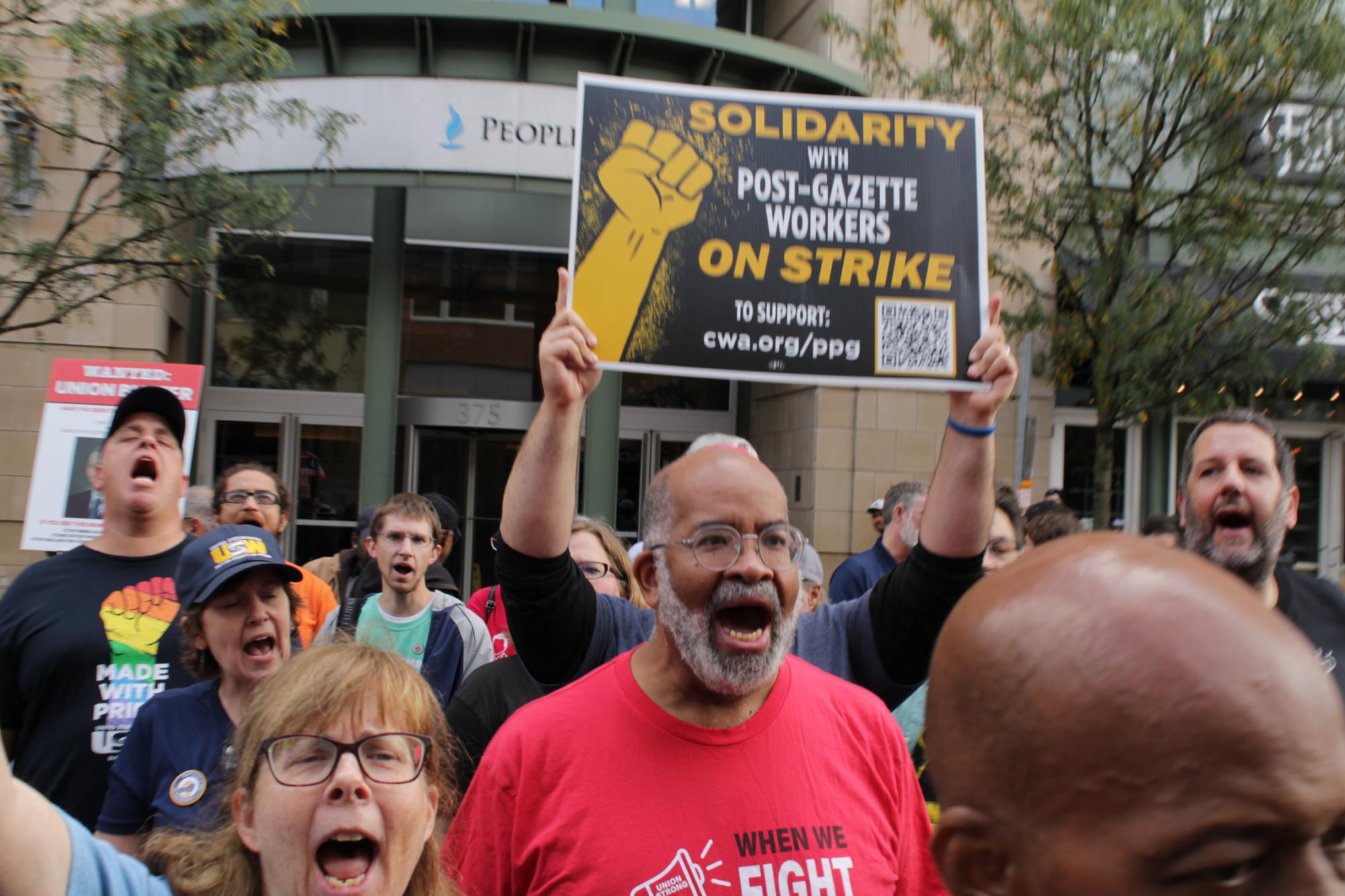 Pittsburgh newspaper workers go on strike over unfair labor practice, US  unions