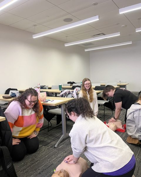 Thea Smith, Susie Iannitelli, Morgan Bakos and Dakota Nicholson take turns doing chest compressions. 

Submitted by Sydney Rendahl